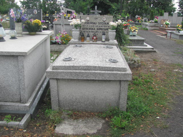 Grób Stefan Otrębski